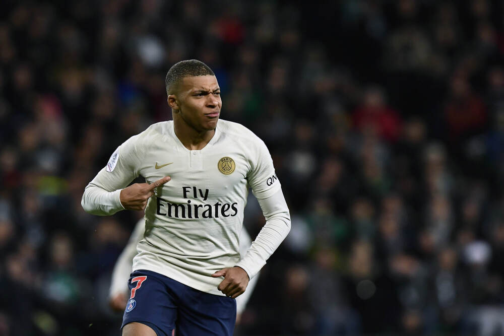 美股盘前丨三大股指期货齐涨 超威半导体盘前涨超6%